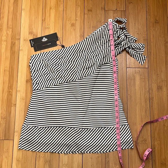 NWT BCBG Silk One Shoulder Striped Top Size XS - Picture 15 of 16